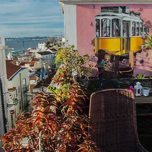 Alfama Patio Apartment